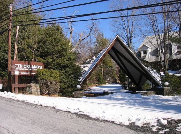 Stricklands Mountain Inn and Cottages - Vintage Postcard And Photo (newer photo)